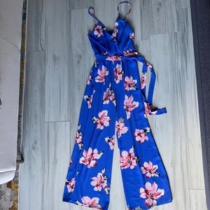 Women’s jumpsuit - size M